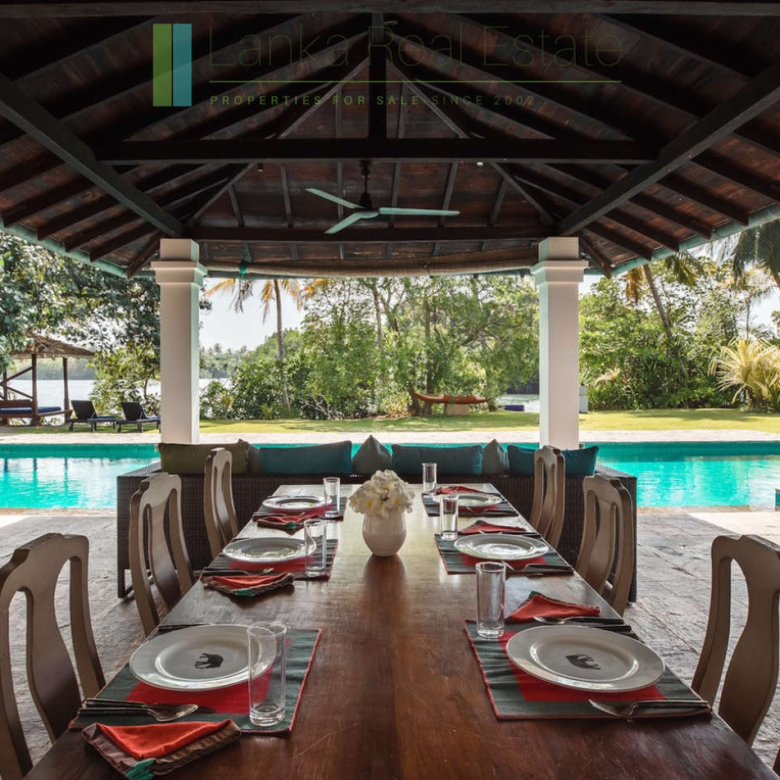 Waterside luxury on Koggala Lake