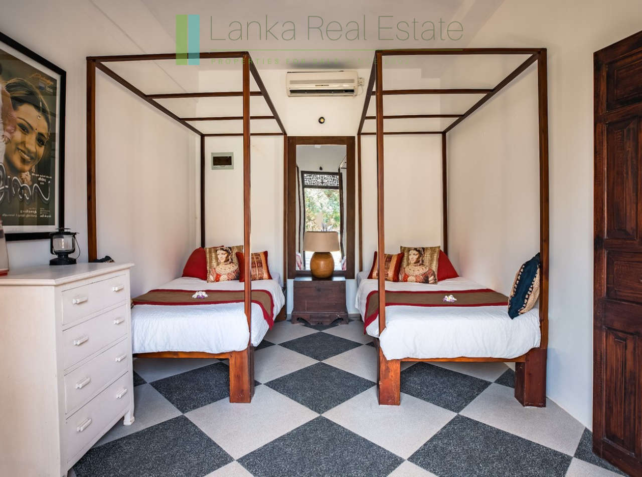 Waterside luxury on Koggala Lake