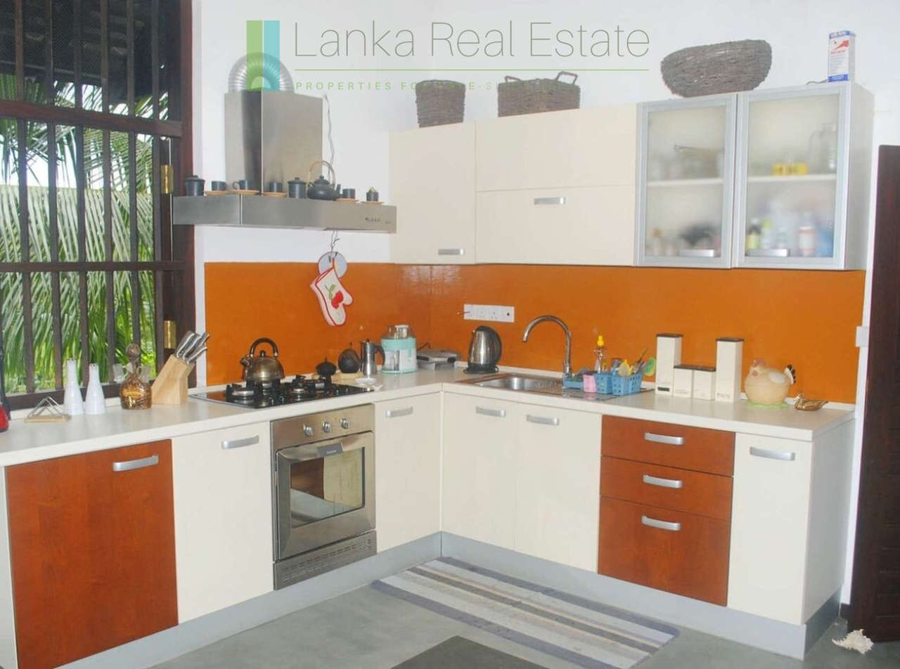 Large villa on the outskirts of Galle