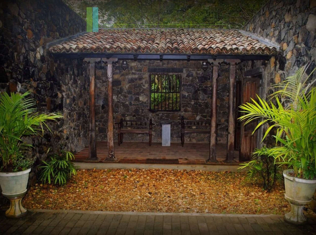 Large villa on the outskirts of Galle
