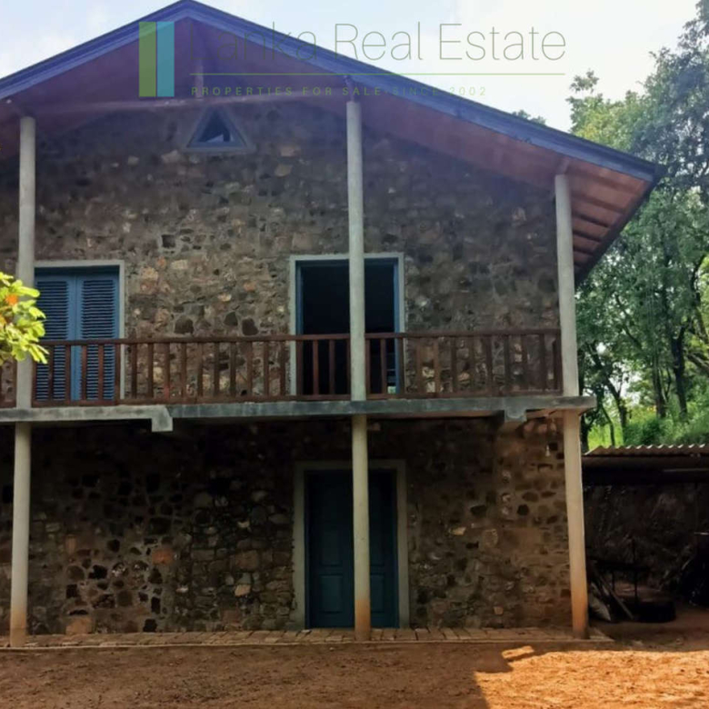 Stone built house on 10 acres in hill country