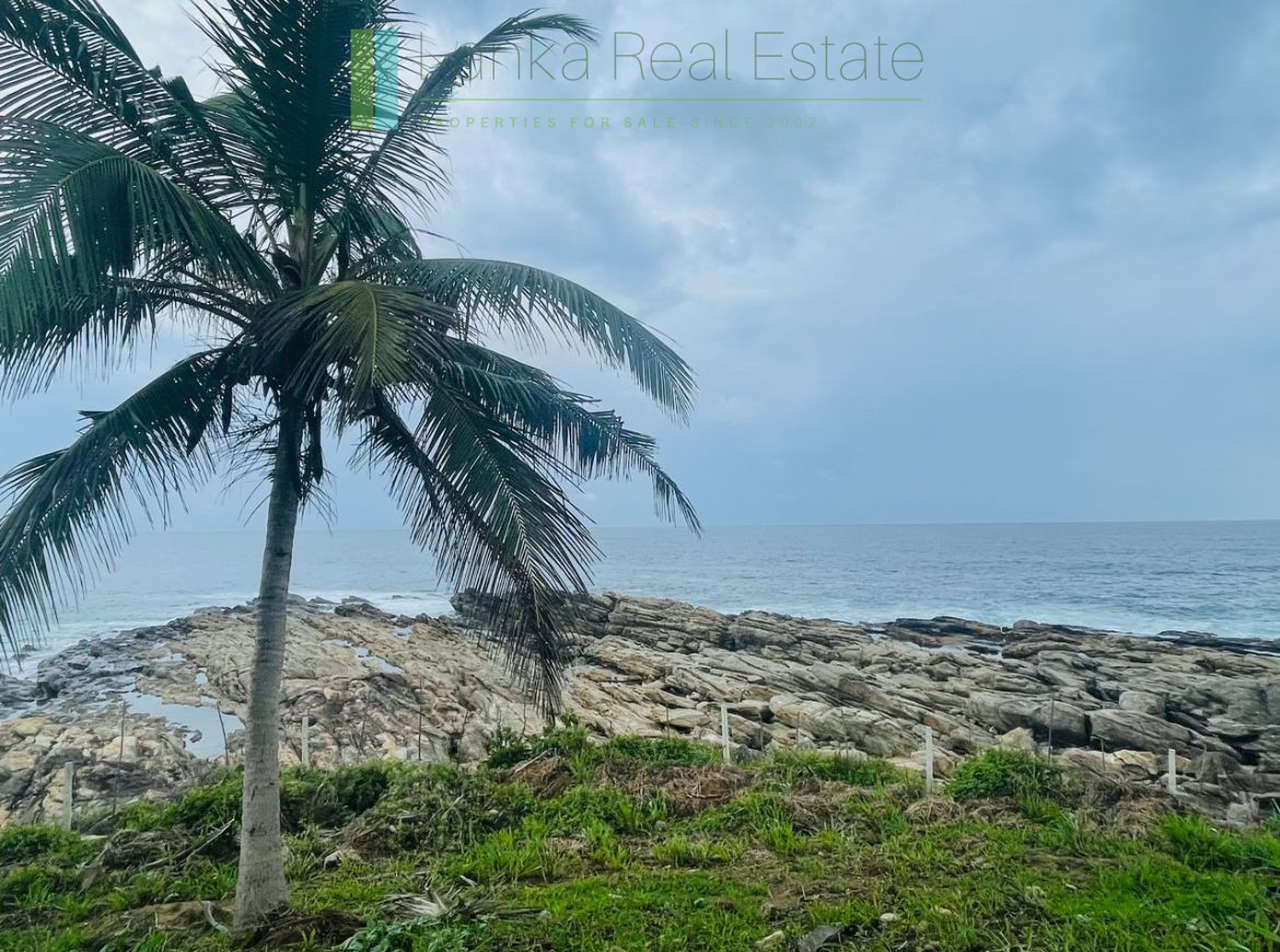 One and a half acres of Tangalle beachfront
