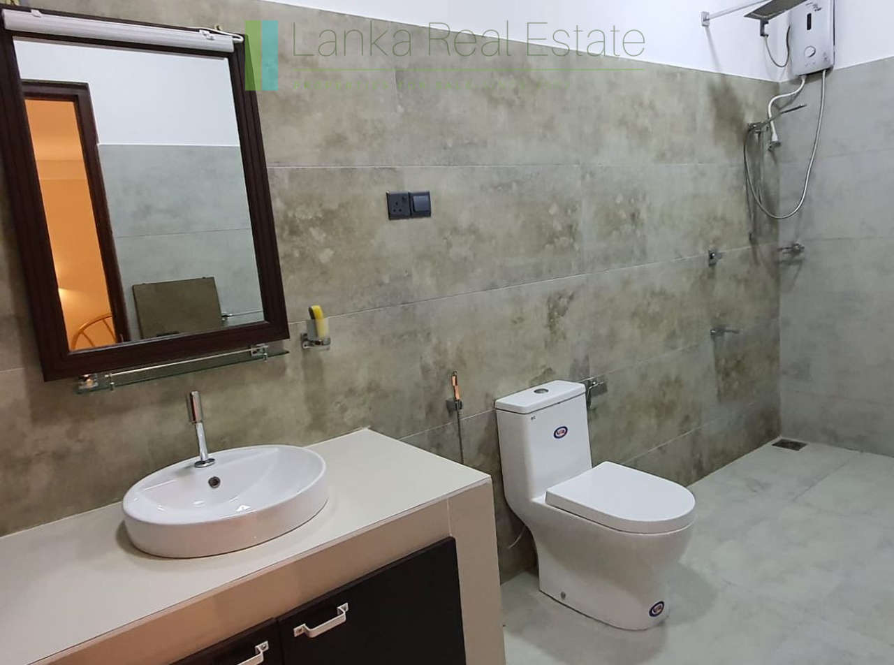 Furnished house near Galle