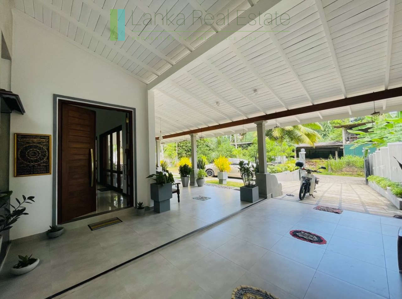 Furnished house near Galle