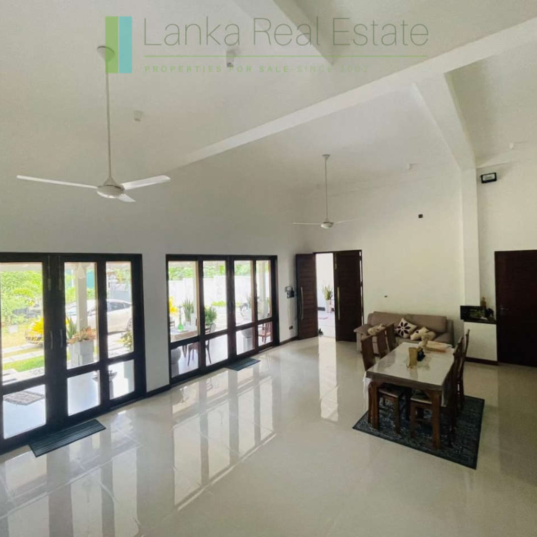 Furnished house near Galle