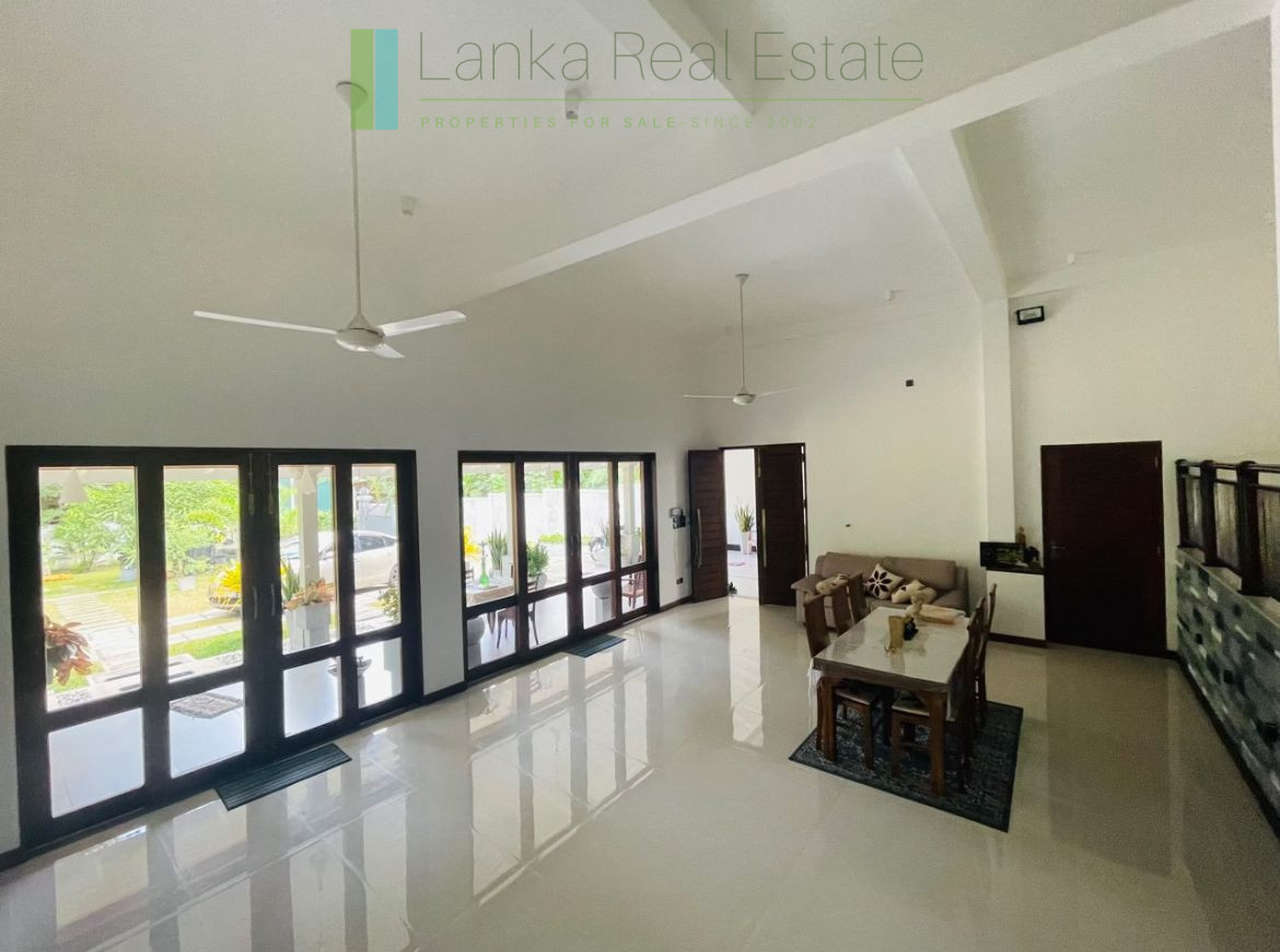 Furnished house near Galle
