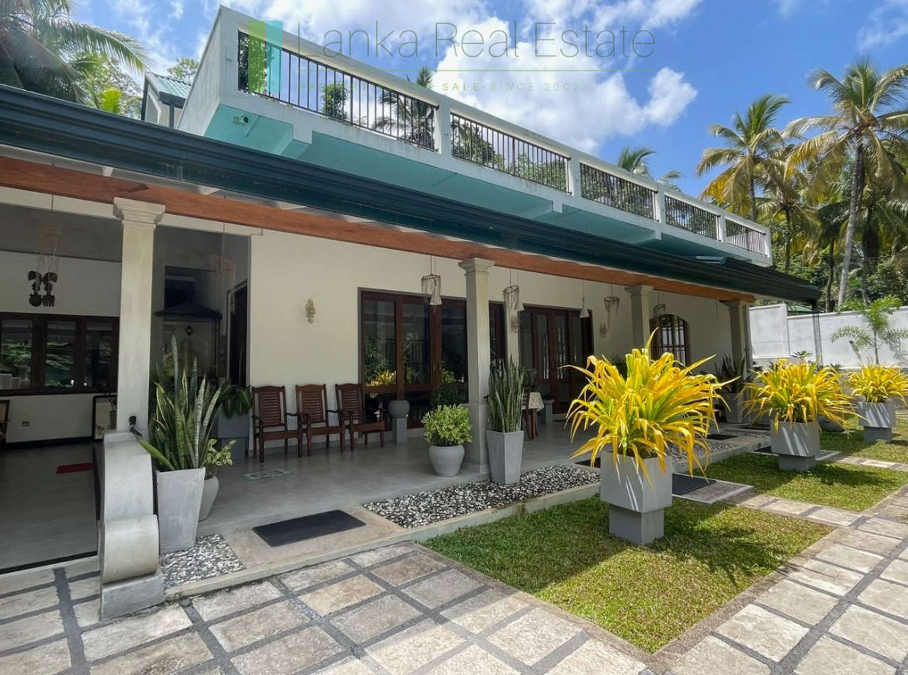 Furnished house near Galle