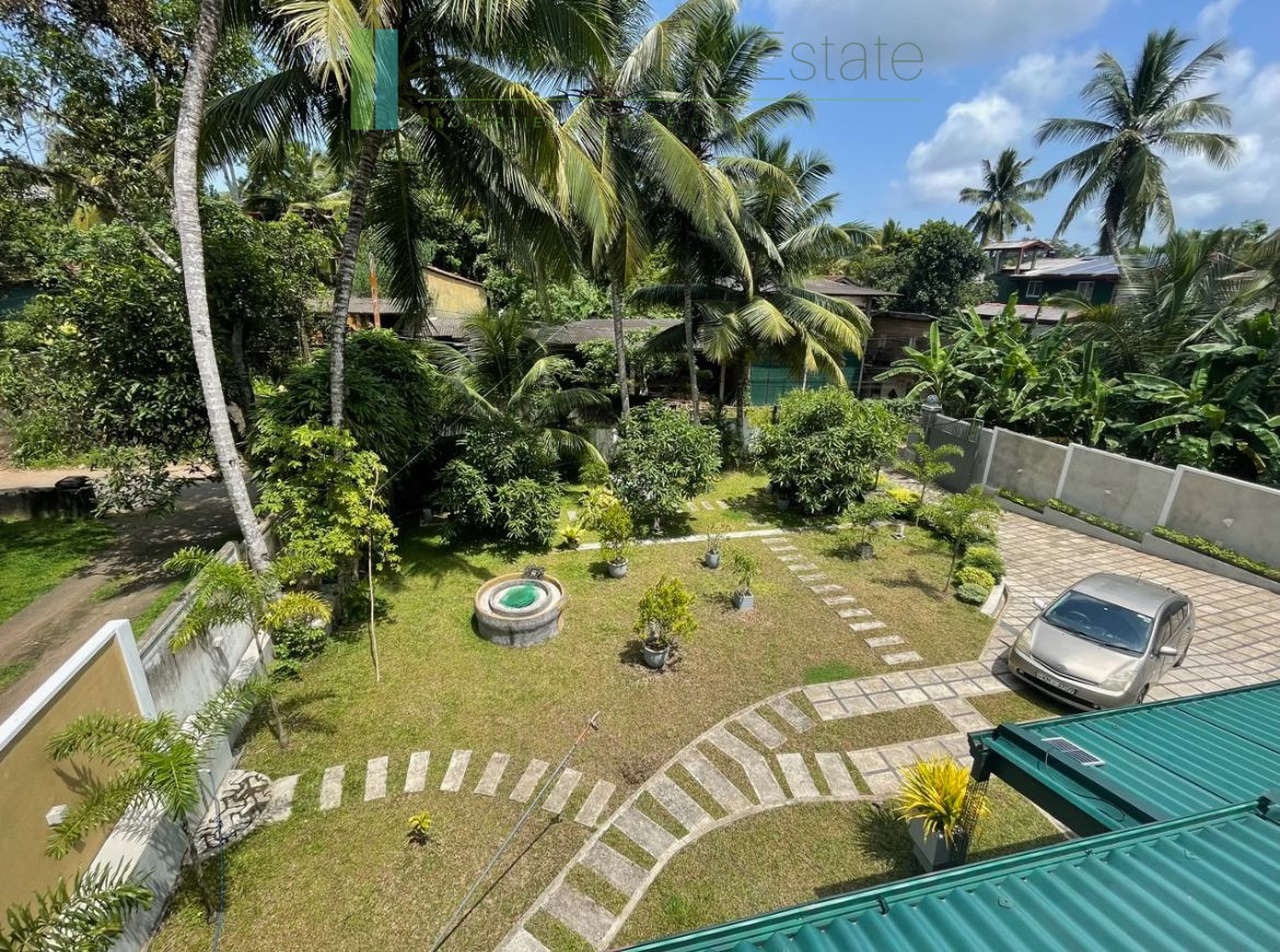 Furnished house near Galle