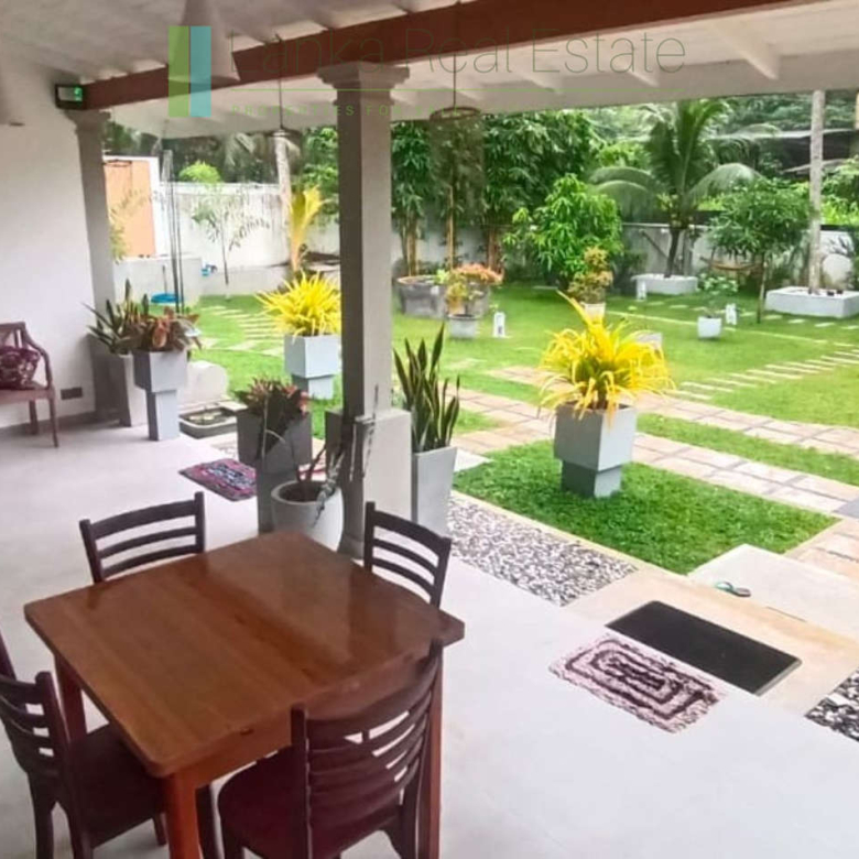 Furnished house near Galle