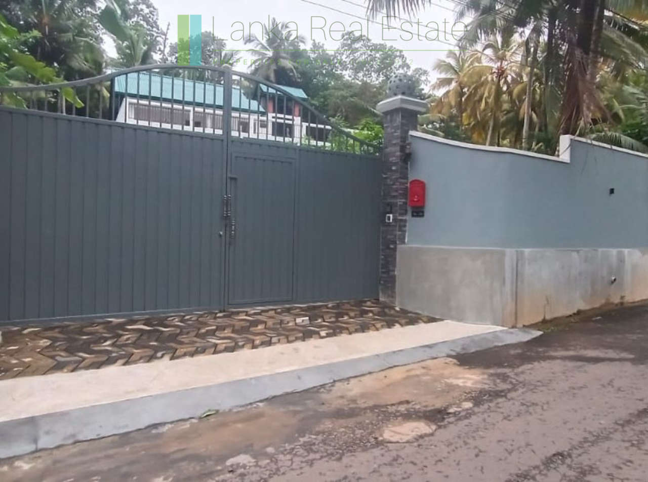Furnished house near Galle