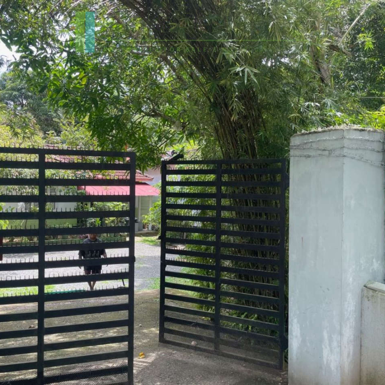 Pair of houses between Hikkaduwa and Galle