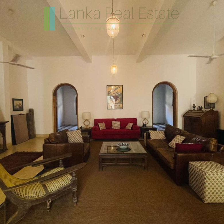 Fully renovated historic Galle Fort villa