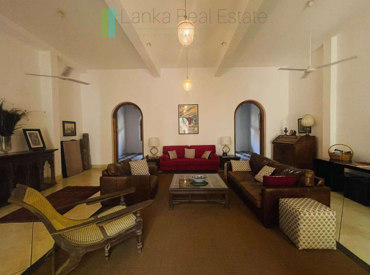 Fully renovated historic Galle Fort villa