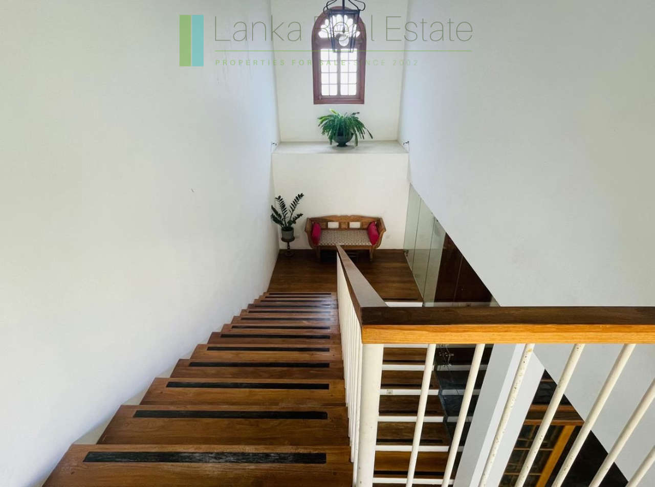 Fully renovated historic Galle Fort villa
