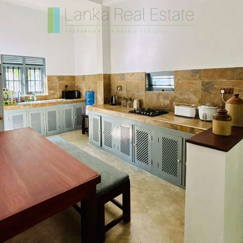 Three-bedroomed villa with pool near the beach