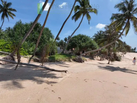 Oceanfront gem on Akurala Beach
