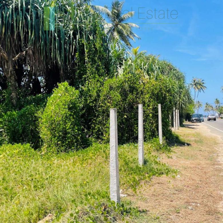 Oceanfront gem on Akurala Beach