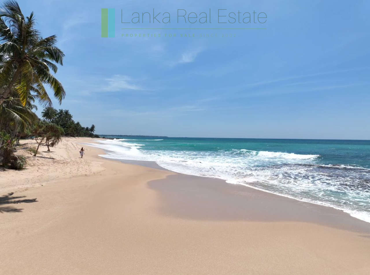 Oceanfront gem on Akurala Beach