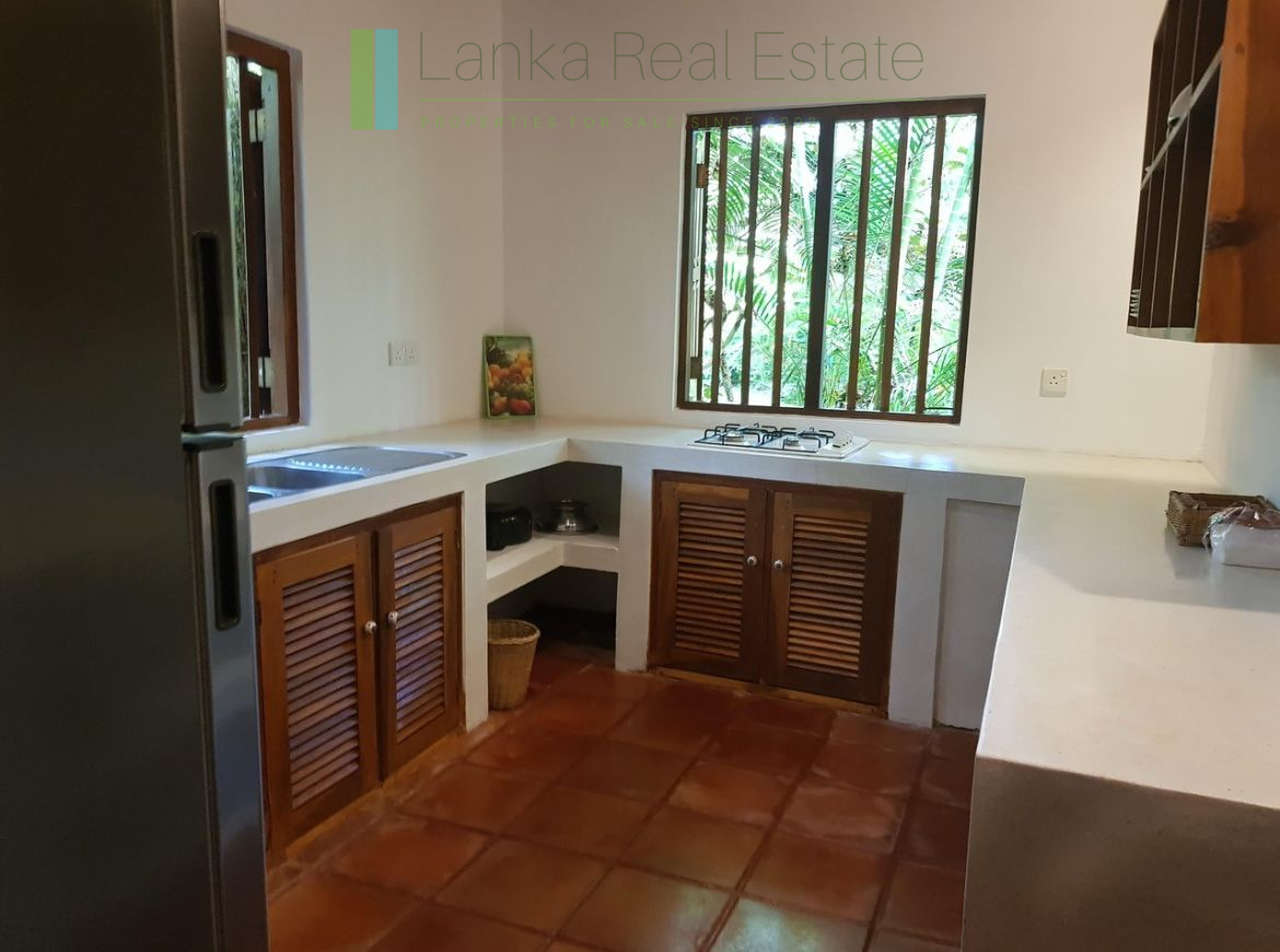 Turnkey villa in gated community