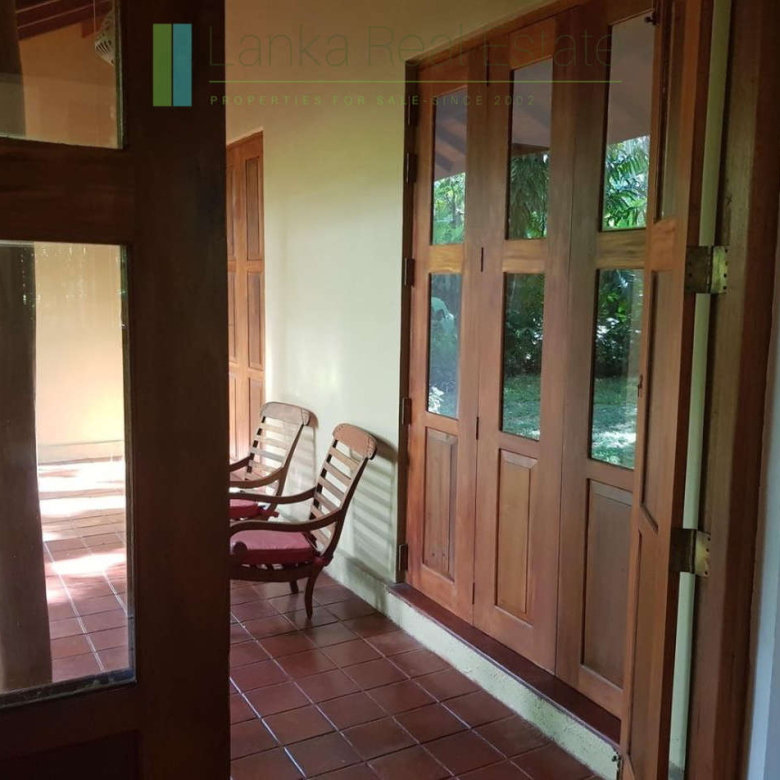 Turnkey villa in gated community