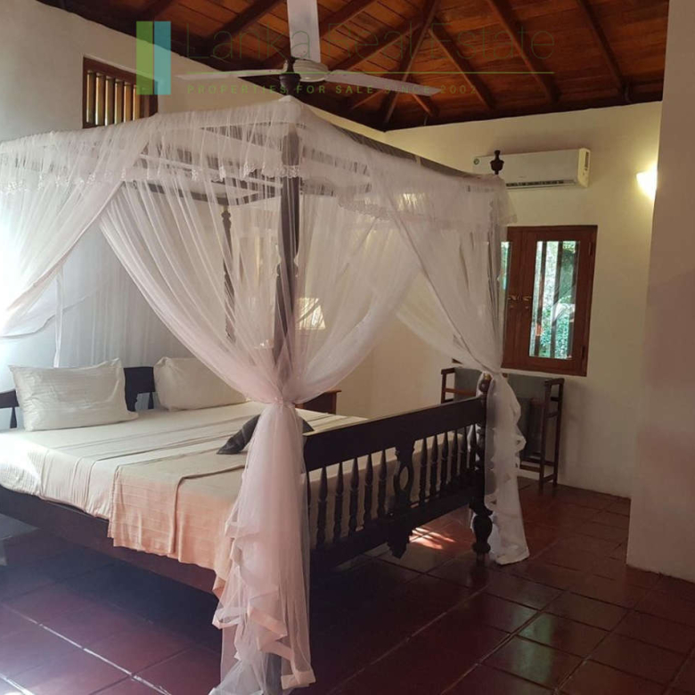 Turnkey villa in gated community