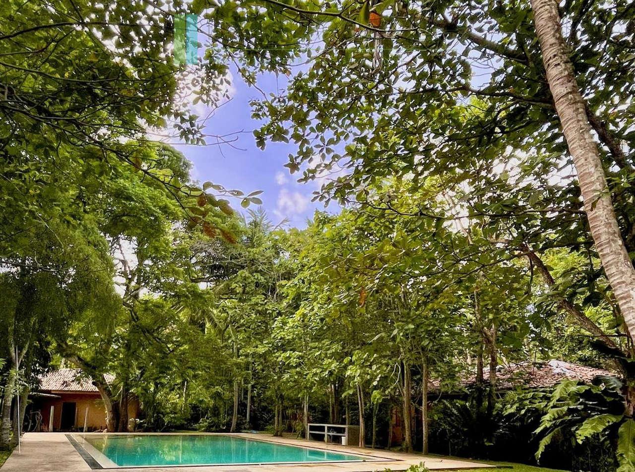 Turnkey villa in gated community