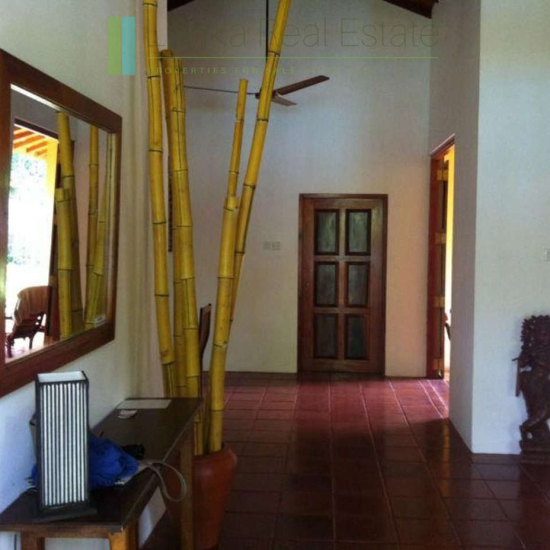 Turnkey villa in gated community