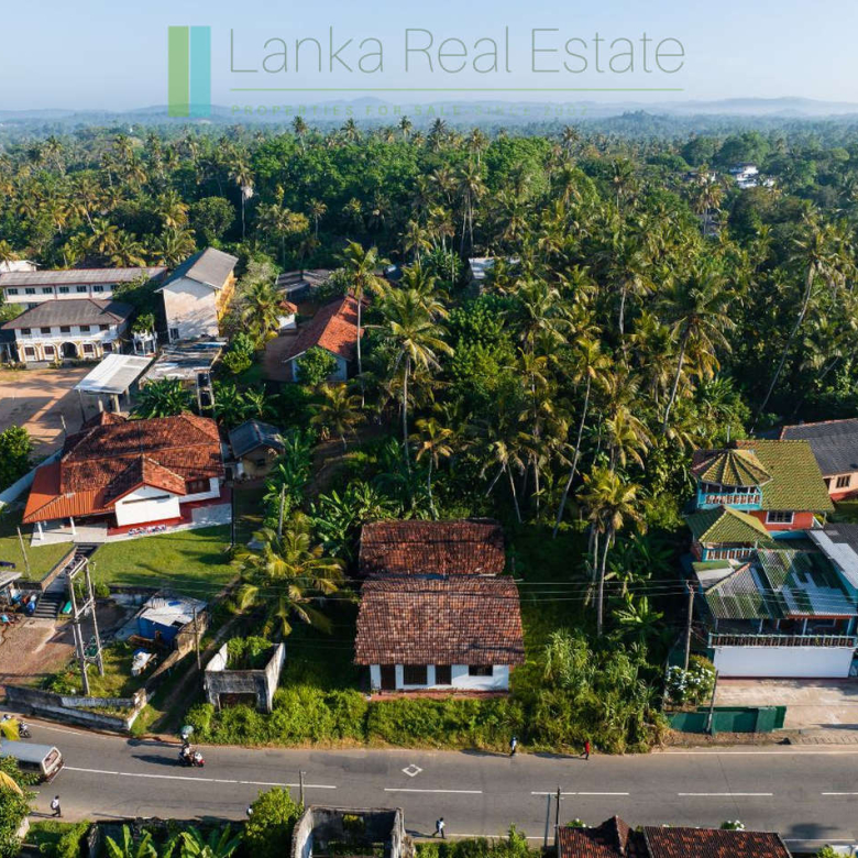 Exceptional private headland in Ahangama
