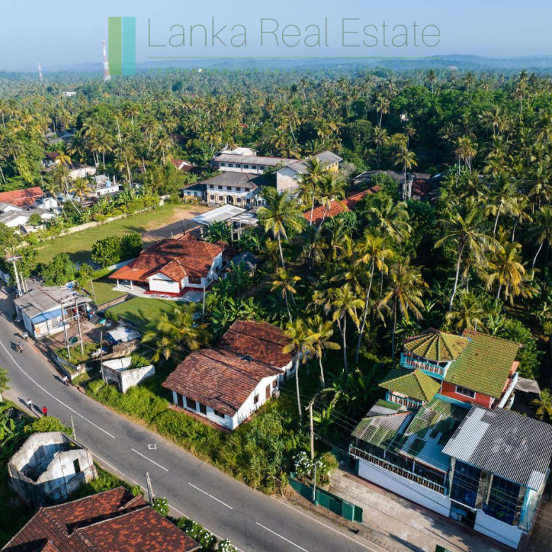 Exceptional private headland in Ahangama