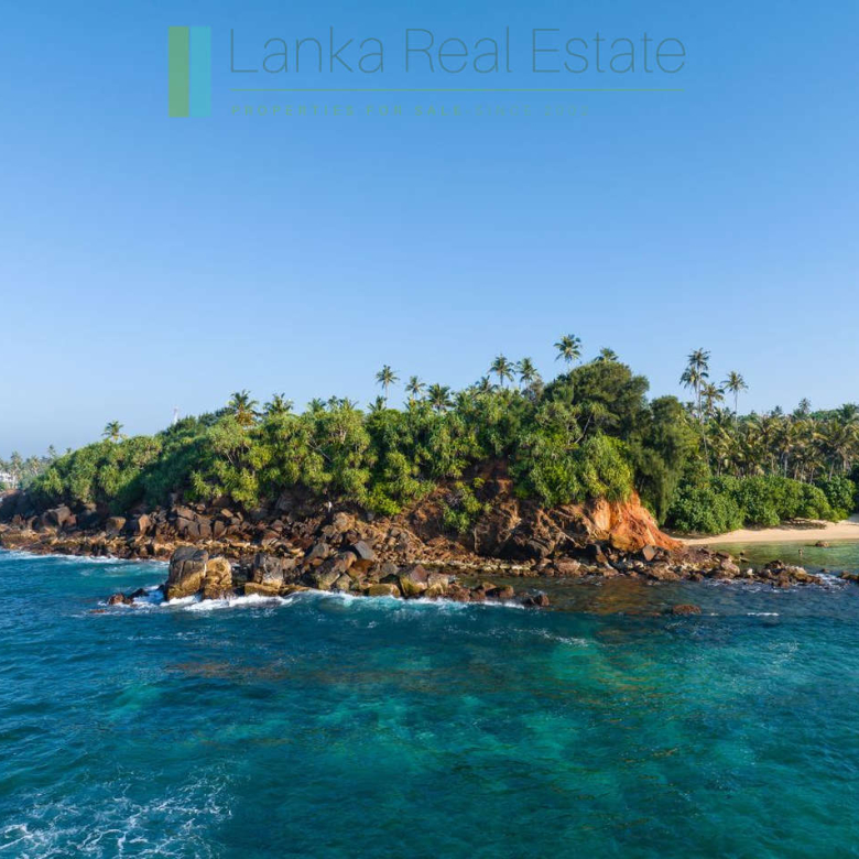 Exceptional private headland in Ahangama