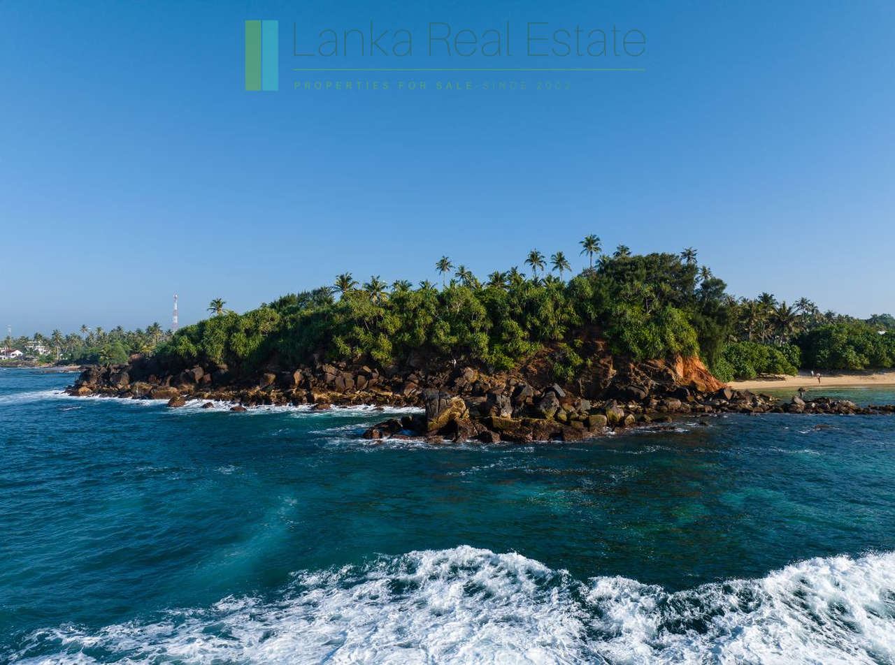 Exceptional private headland in Ahangama