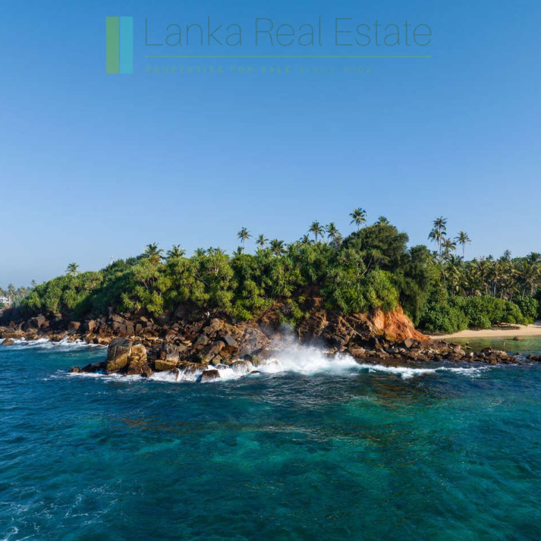 Exceptional private headland in Ahangama