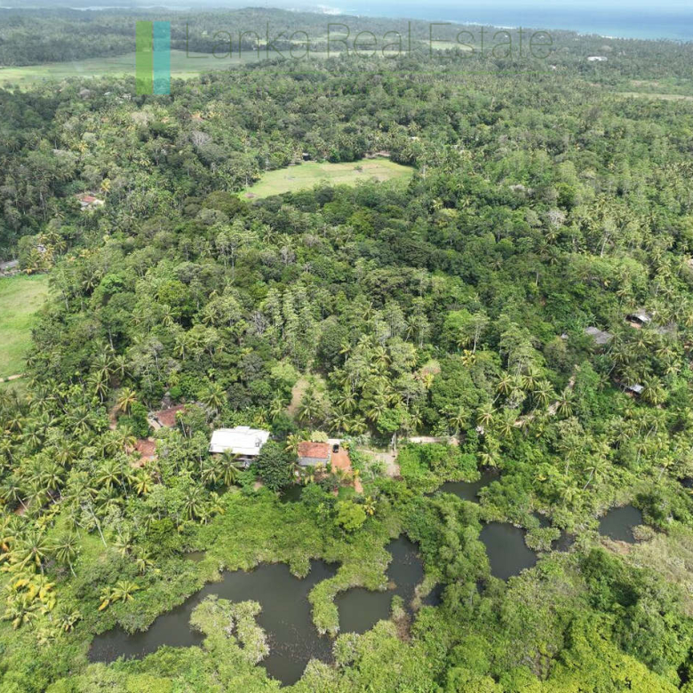 Elevated building plot near Talpe Beach