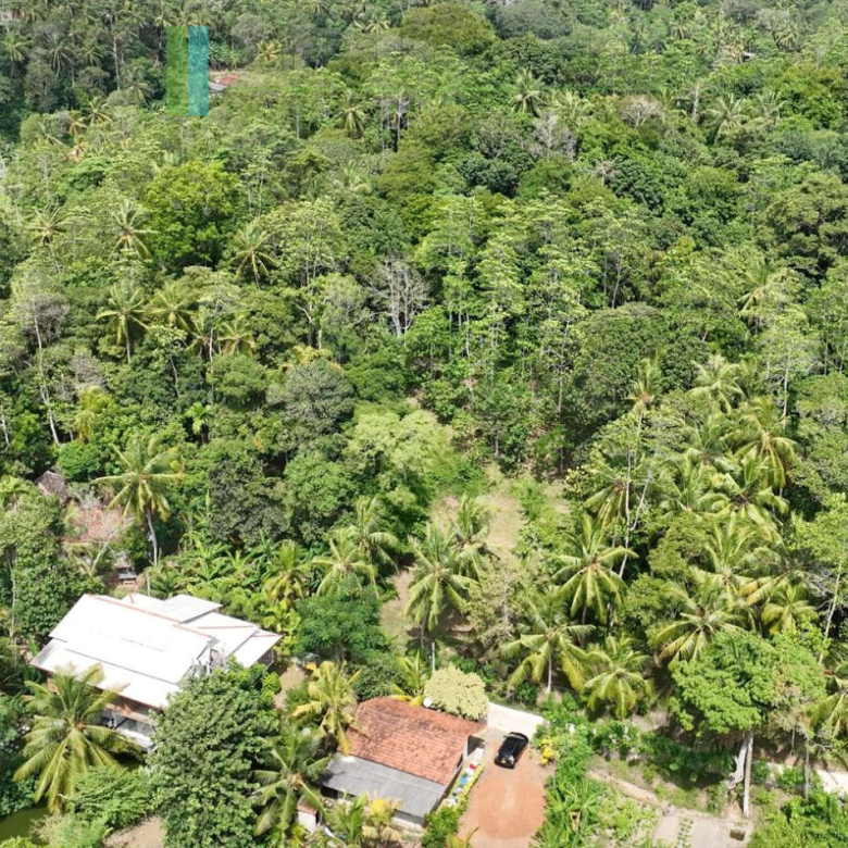 Elevated building plot near Talpe Beach
