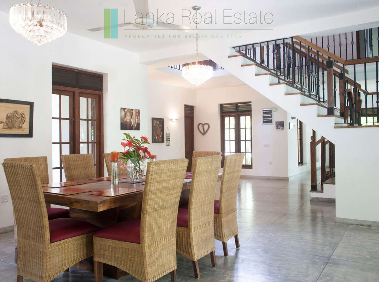 Lakefront villa on Rathgama Lagoon