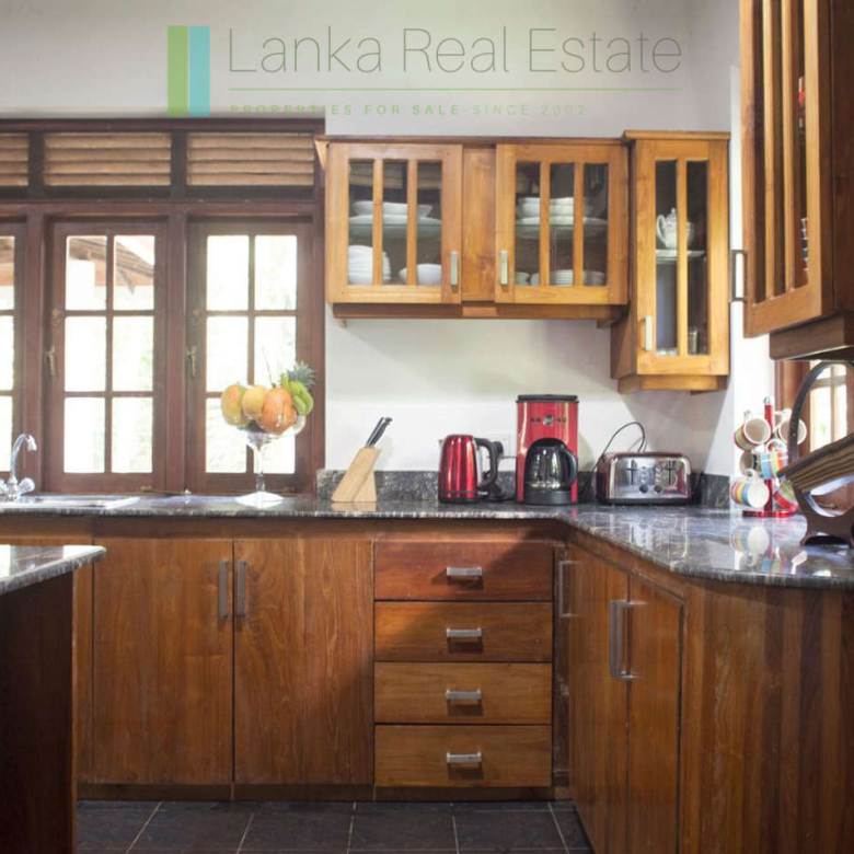 Lakefront villa on Rathgama Lagoon