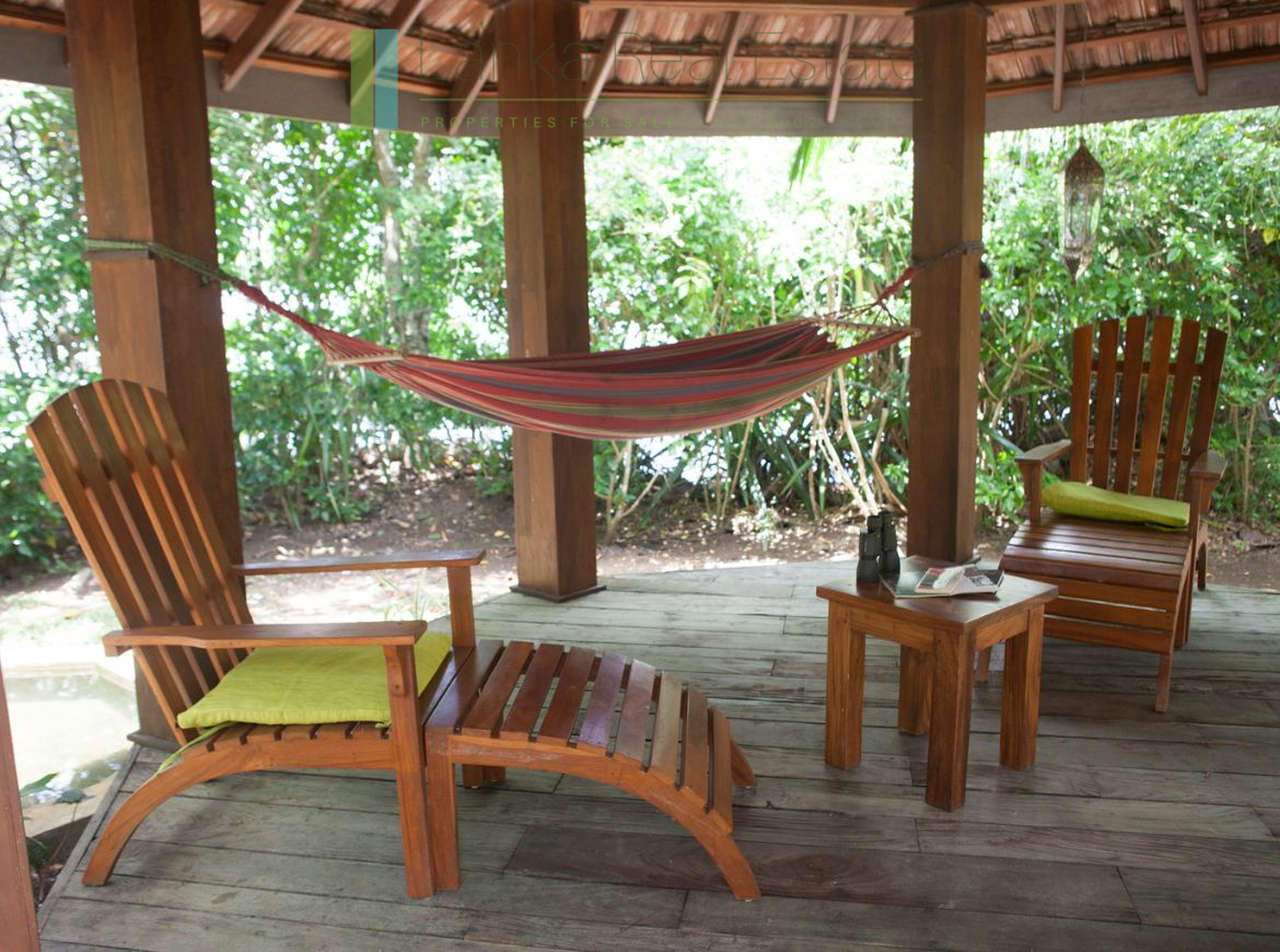 Lakefront villa on Rathgama Lagoon