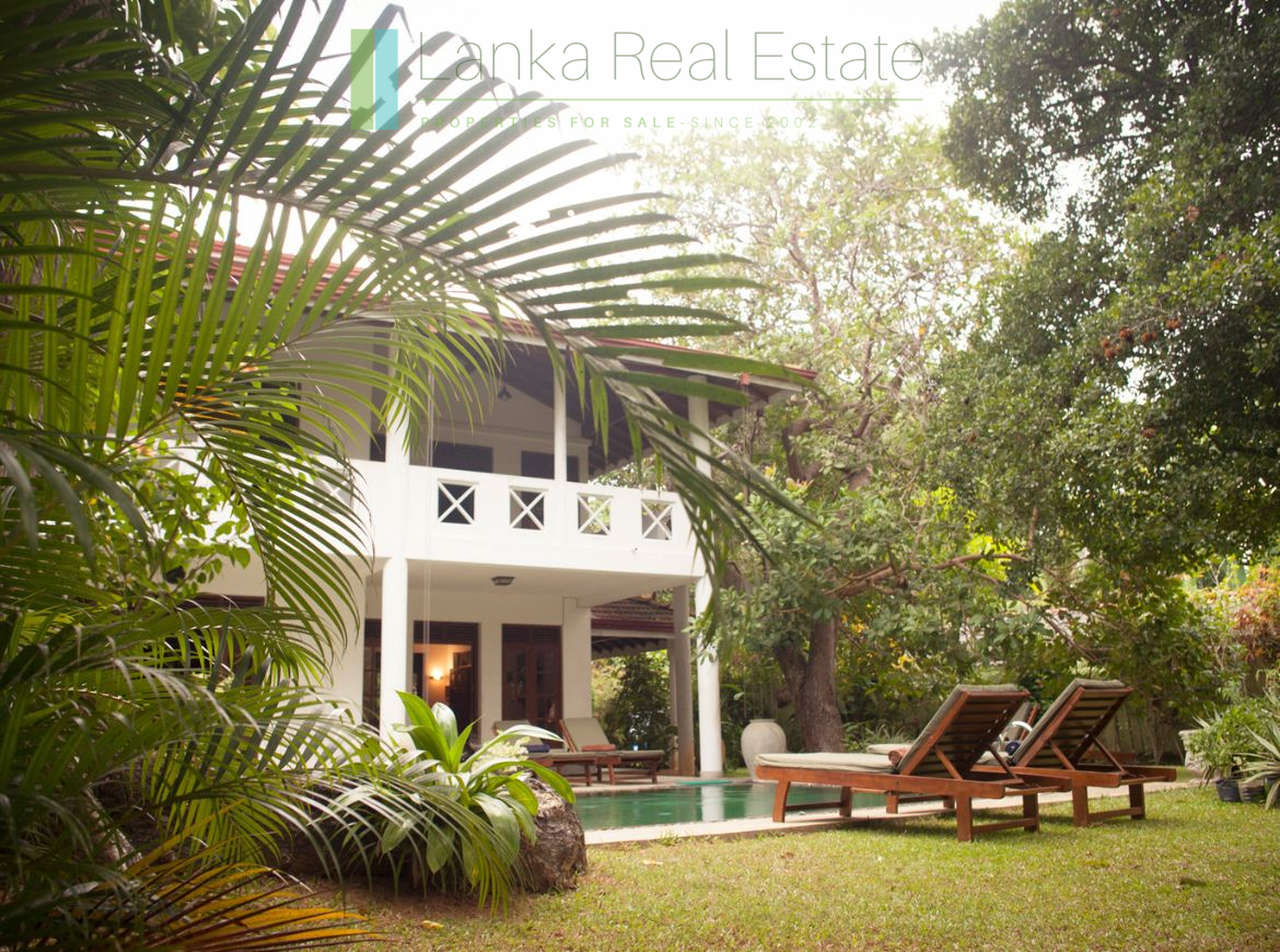 Lakefront villa on Rathgama Lagoon