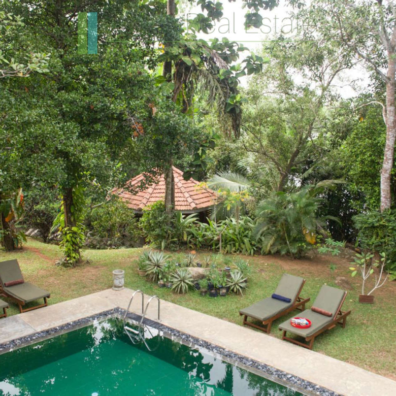 Lakefront villa on Rathgama Lagoon