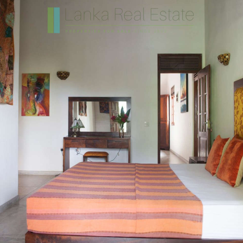 Lakefront villa on Rathgama Lagoon