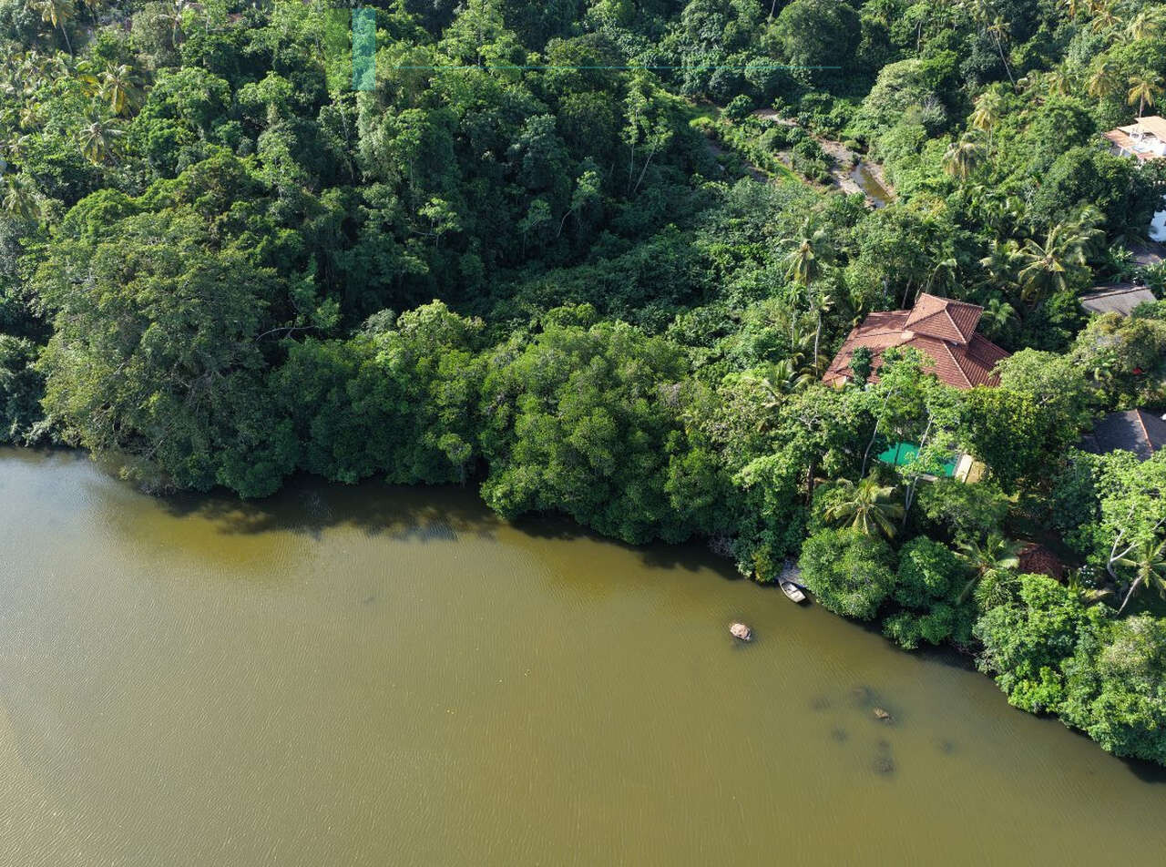 Lakefront villa on Rathgama Lagoon