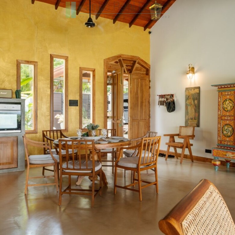 Two-bedroom villa with views near Tangalle
