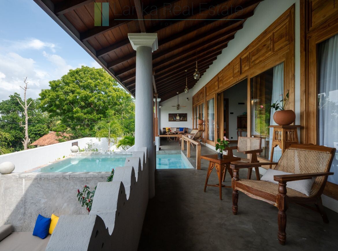 Two-bedroom villa with views near Tangalle