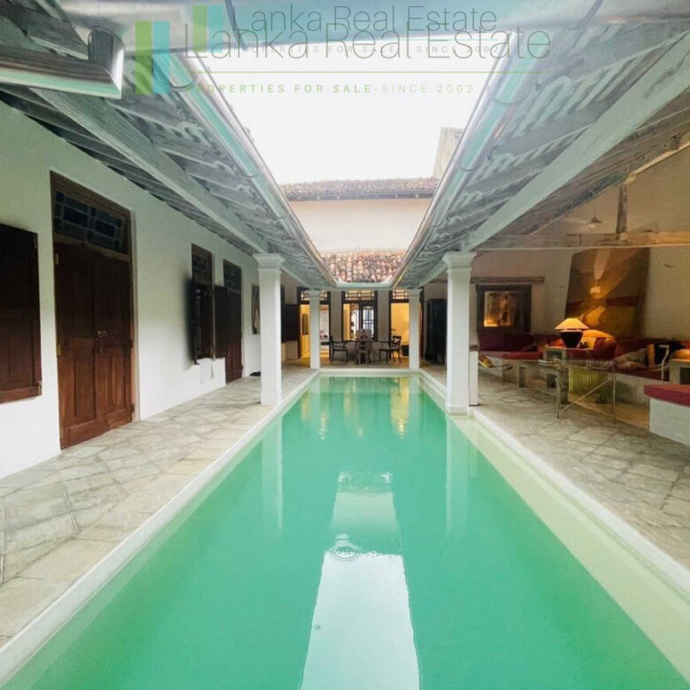 Galle Fort house with commercial frontage to shopping street