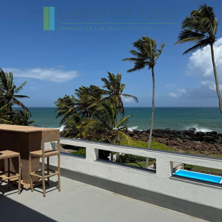 Dondra oceanfront villa