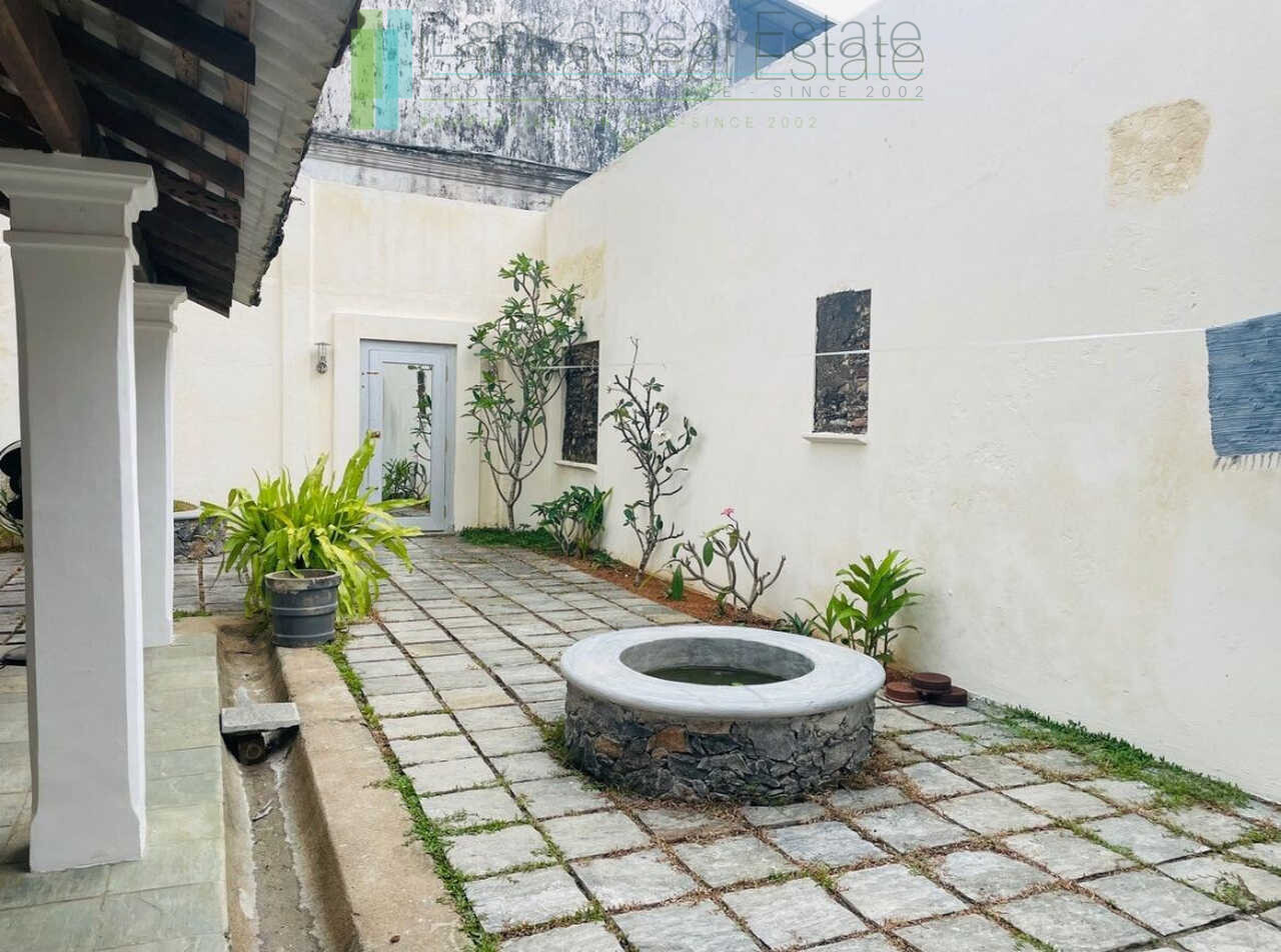 Galle Fort house with commercial frontage to shopping street