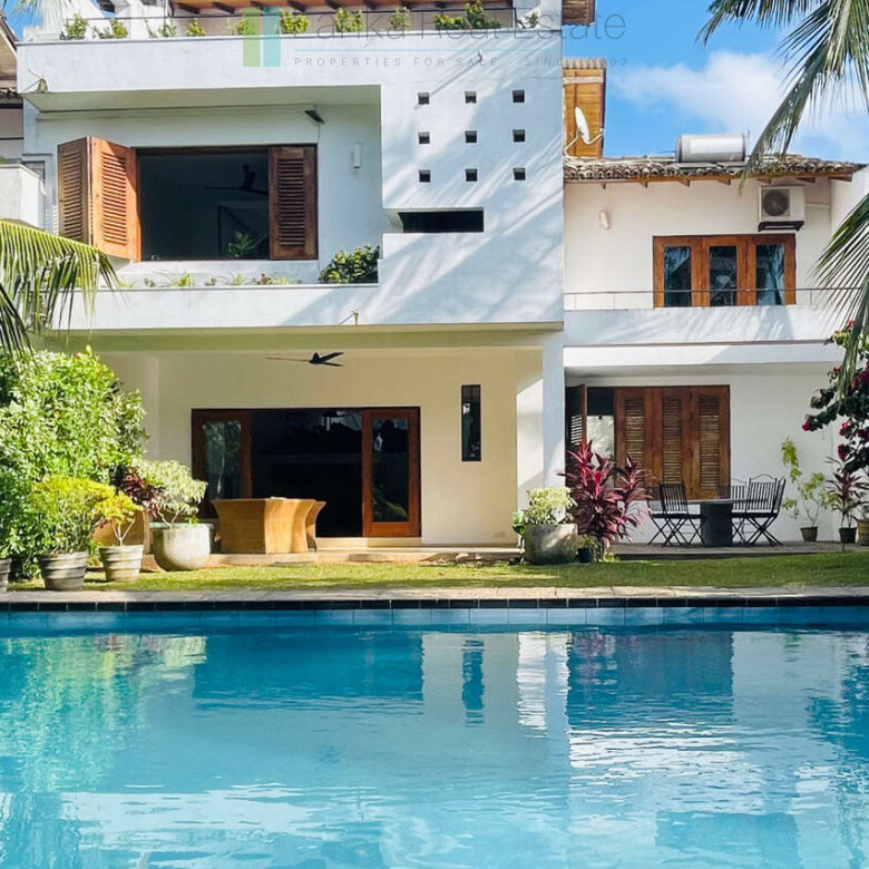 Mala Villa