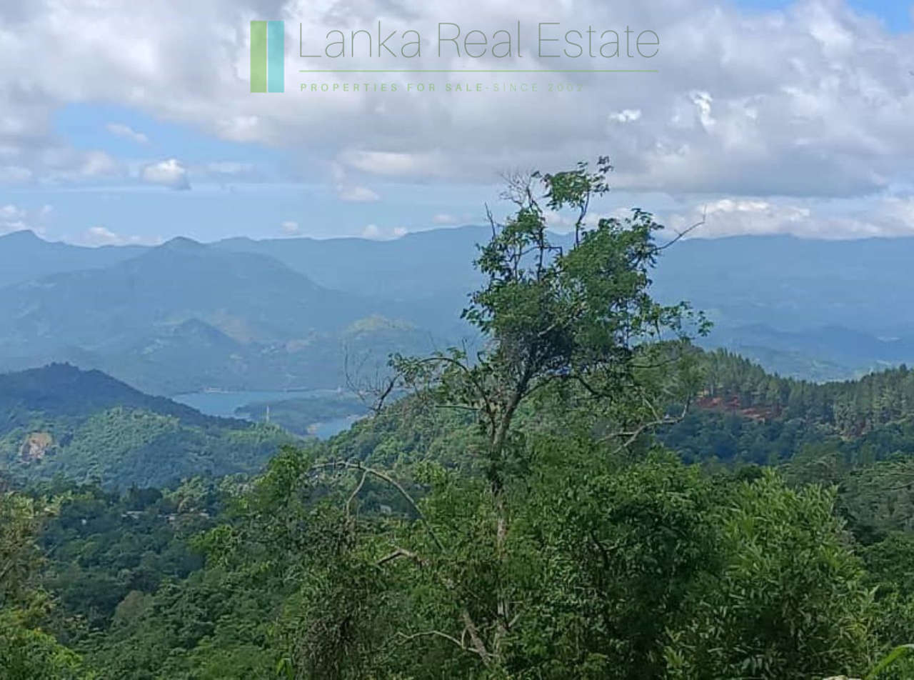 Four acres near Kandy with mountain lake views