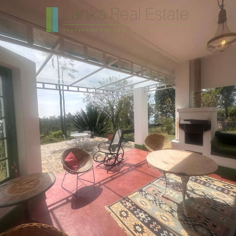 Heritage holiday bungalow on large estate