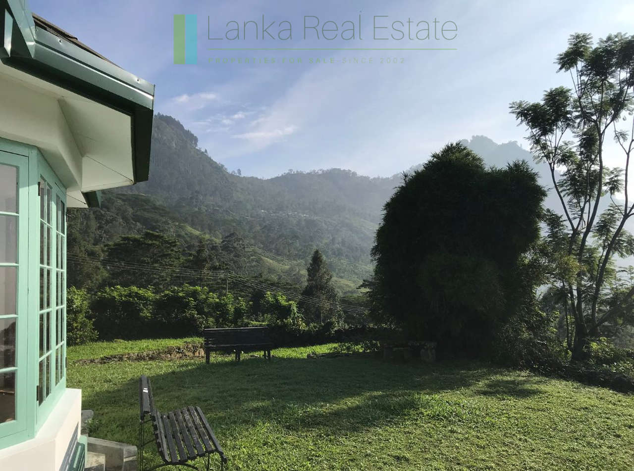 Heritage holiday bungalow on large estate